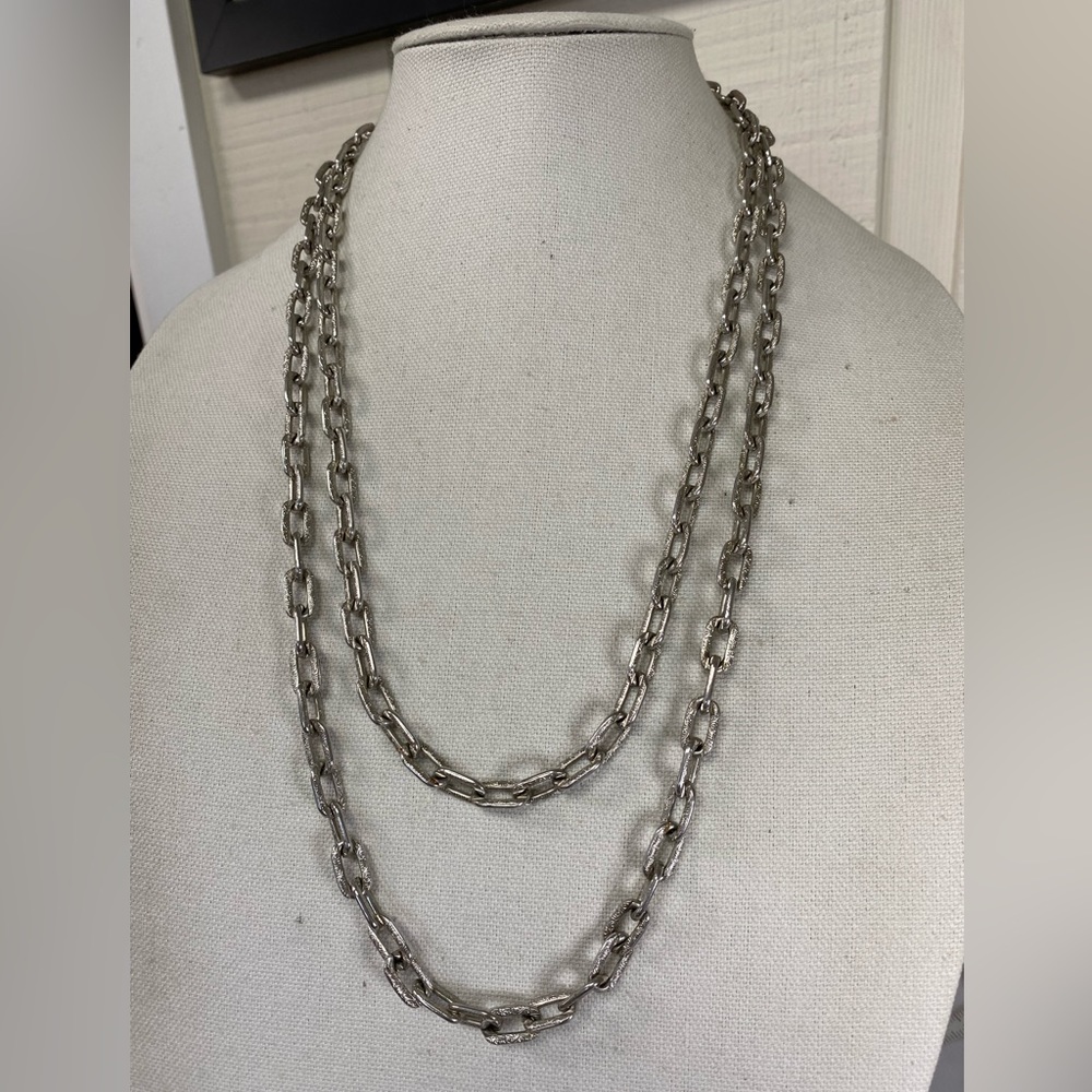 Vintage Monet textured link chain necklace